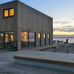 Stunning In Lembruchduemmer Casa vacanze