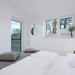 Casa vacanze Stunning In Lembruchduemmer *